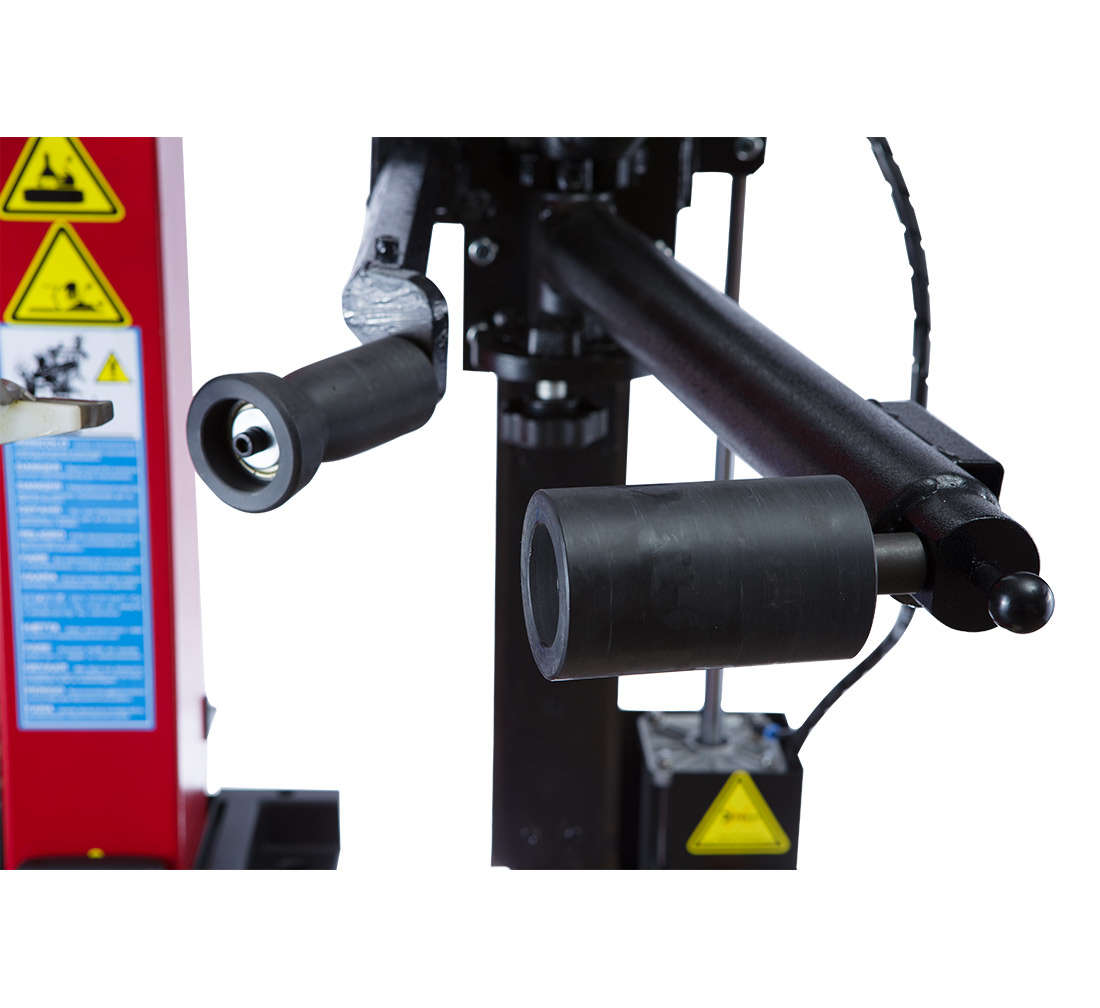 DÉMONTE-PNEUS AUTOMATIQUE DOUBLE VITESSE AVEC BRAS - REDATS M-250-3D-2 – Image 7